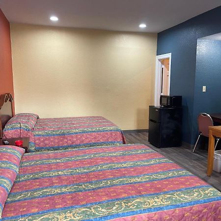 Kenwood Court Motel Wilson Eksteriør bilde