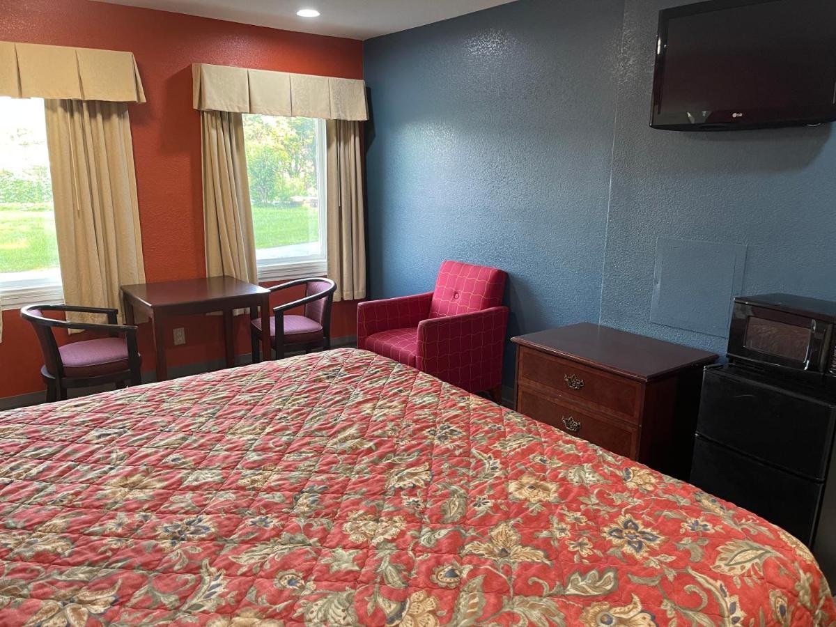 Kenwood Court Motel Wilson Eksteriør bilde